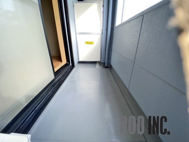 バルコニー　写真は反転のお部屋です
