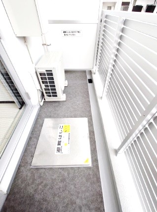 バルコニー　同建物別部屋参考写真