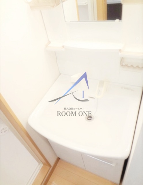 洗面設備　洗面台です。