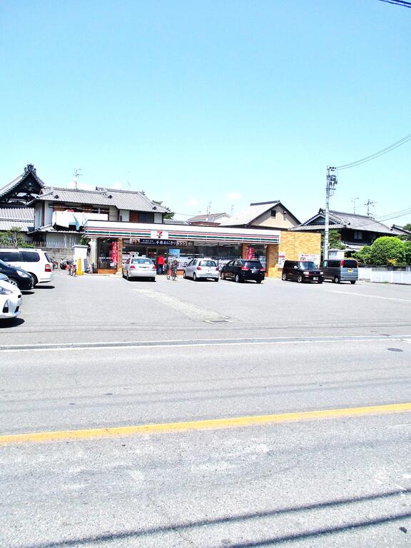 コンビニ　セブンイレブン門真下馬伏店（コンビニ）まで166m