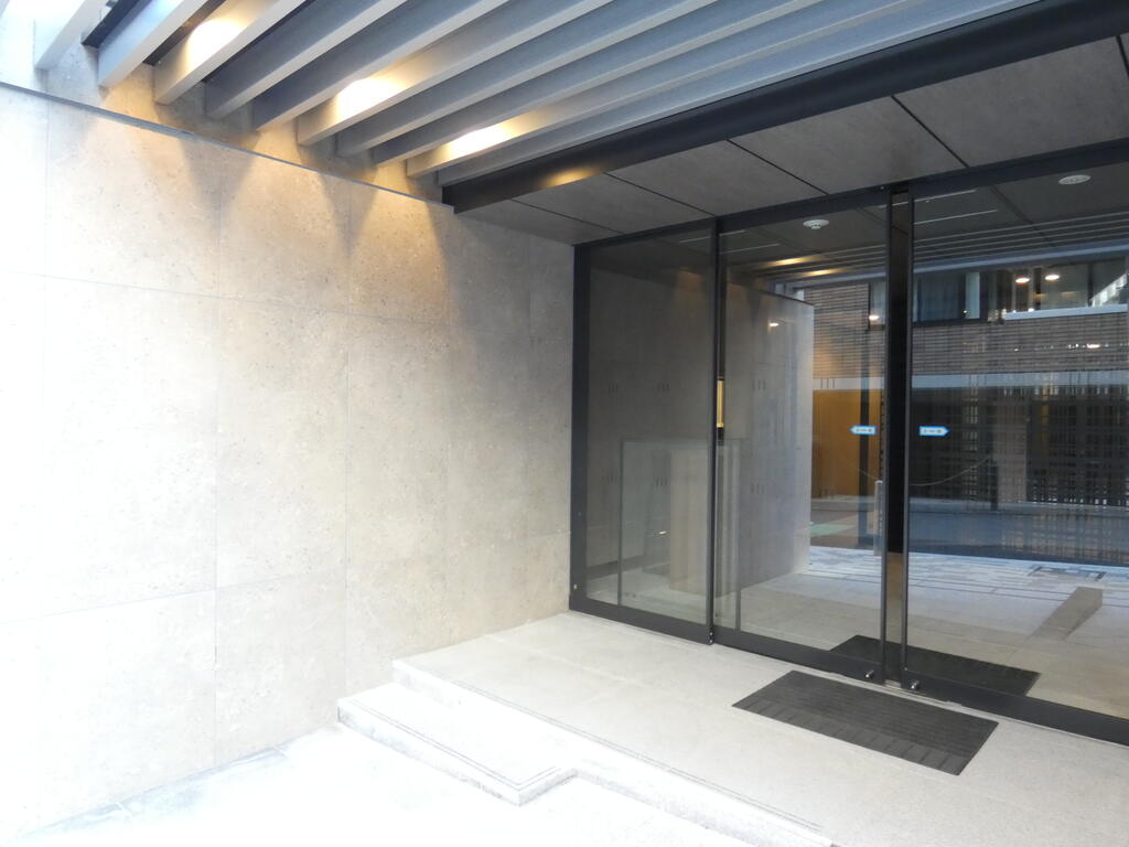 エントランス　エントランス