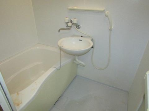 バス・シャワールーム　バス