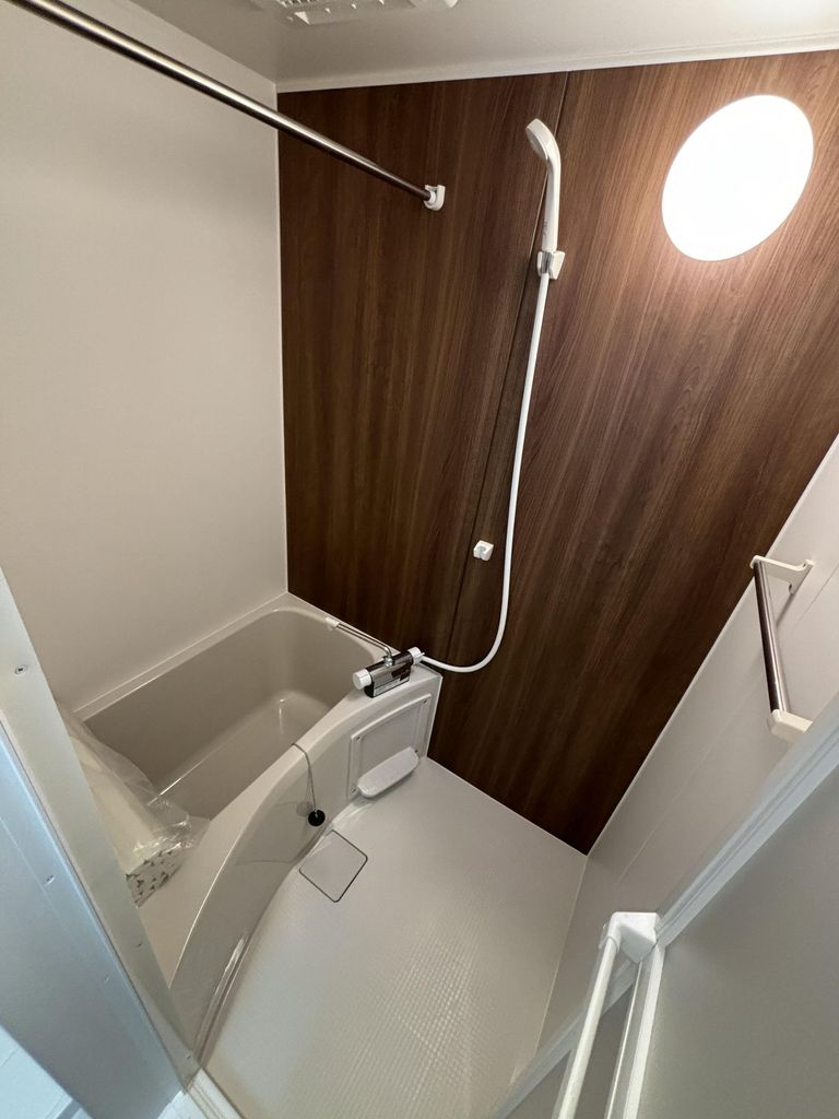 バス・シャワールーム　バス