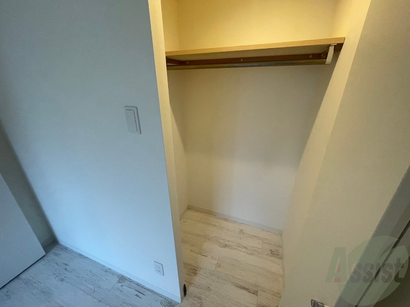 収納　寝室の収納です。部屋がすっきり片付きます。