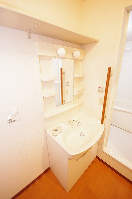 洗面設備　シャンプードレッサー