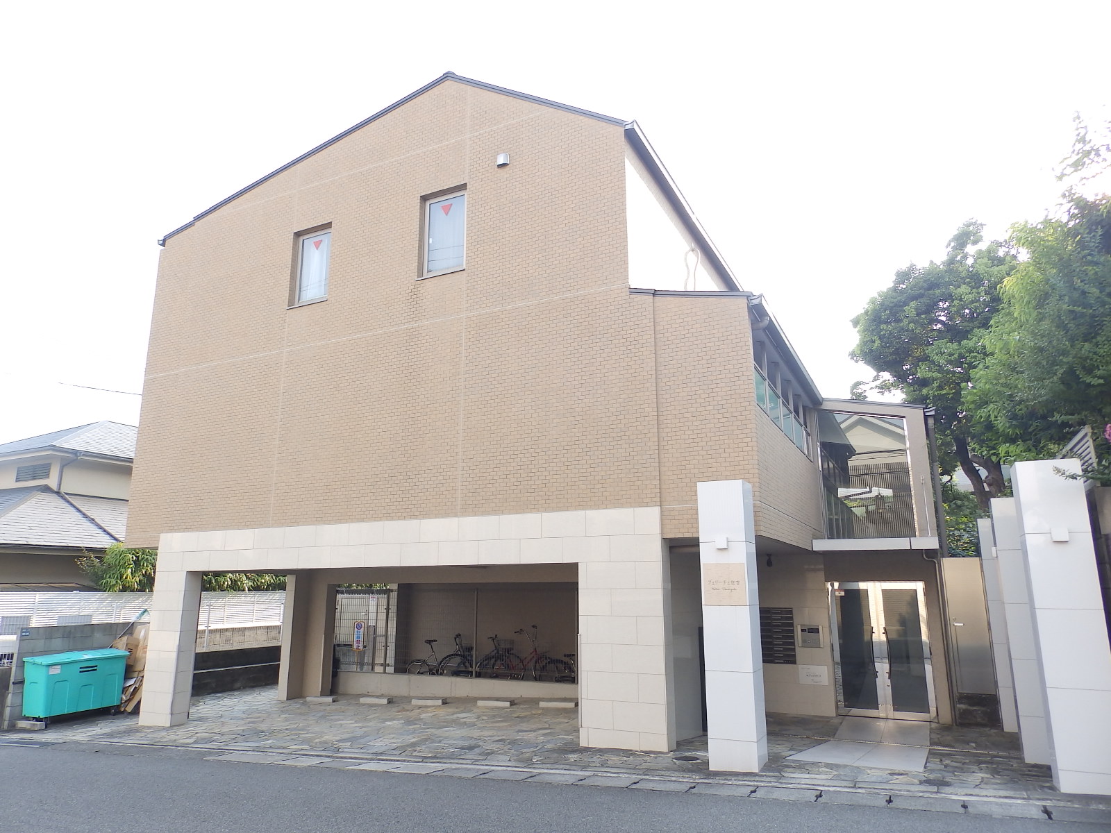 建物外観　閑静な住宅街です