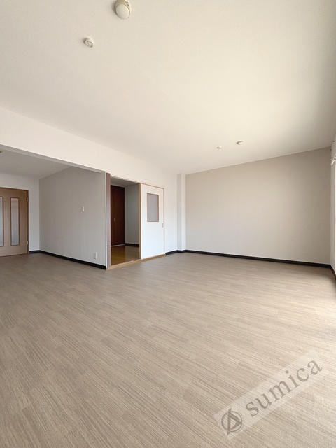 居室・リビング　広々リビングです＾＾