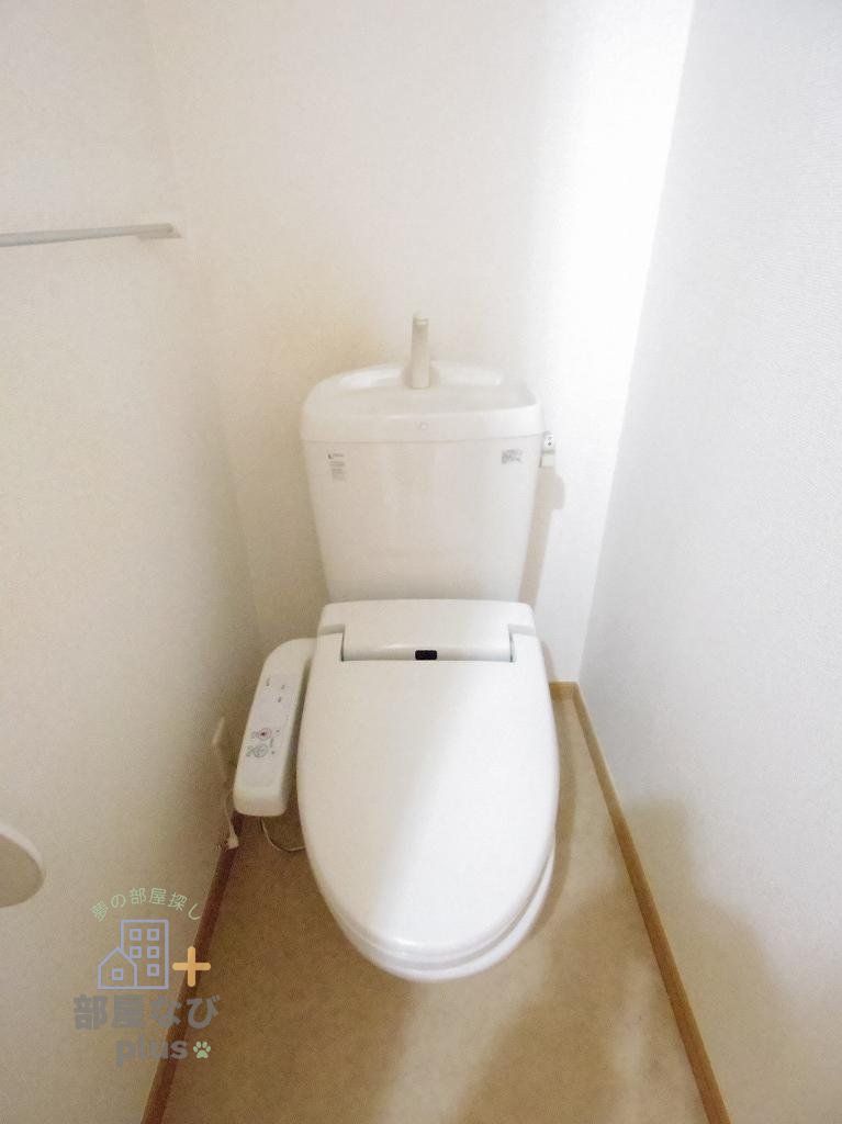 トイレ　※同仕様写真です