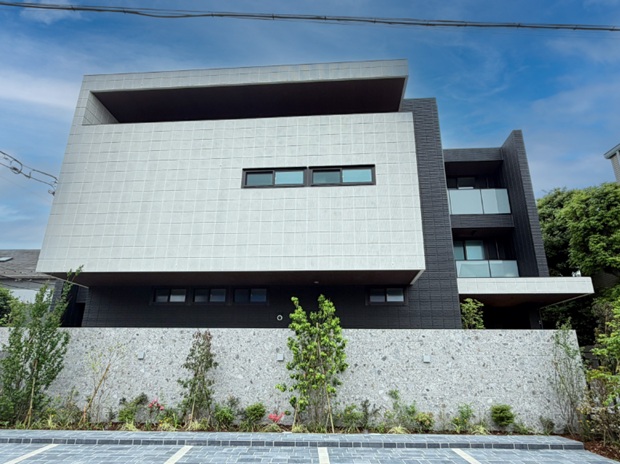 建物外観　学芸大学駅徒歩9分にある2026年5月完成の新築物件♪