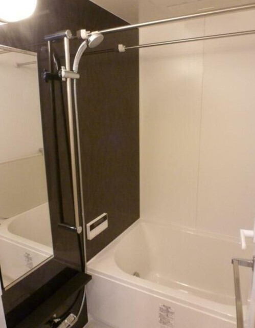 バス・シャワールーム　※別部屋参照写真