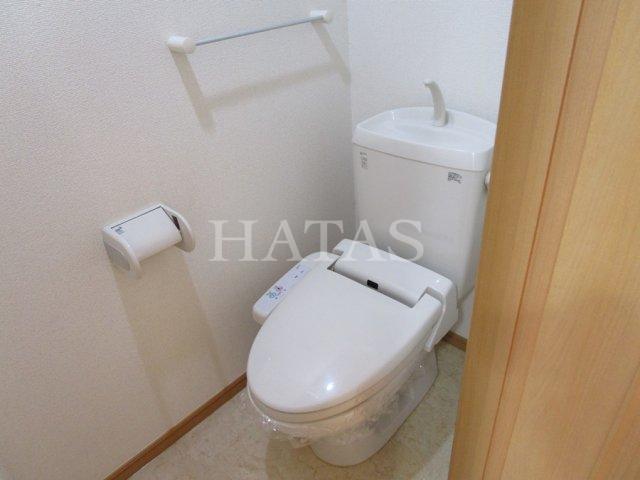 トイレ　同物件別部屋のお写真です。