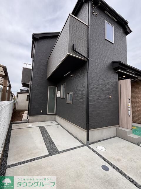 建物外観　エントランス