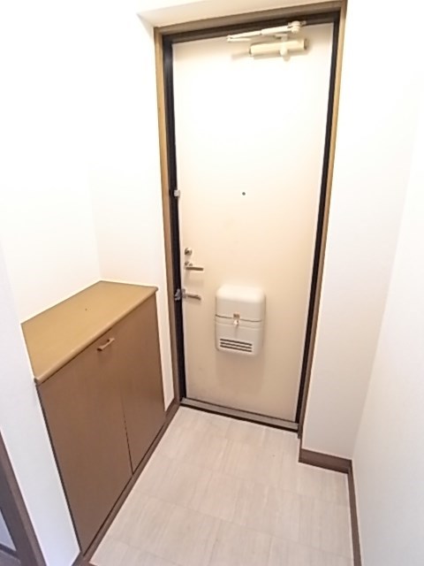 玄関　落ち着いた玄関です