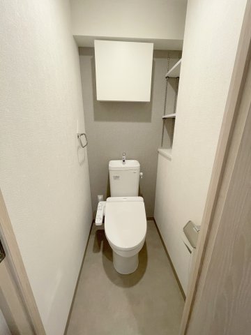 トイレ　ラグゼナ東陽町 ※間取り反転