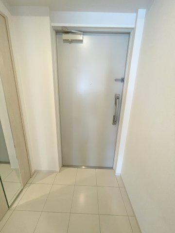 玄関　ラグゼナ東陽町 ※間取り反転