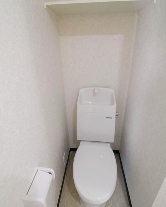 トイレ　別タイプのお部屋です