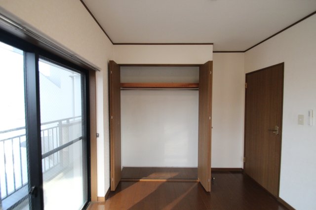 収納　※同物件、他のお部屋の写真です。