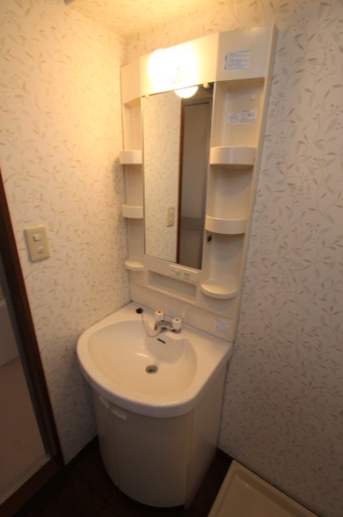 洗面設備　※同物件、他のお部屋の写真です。