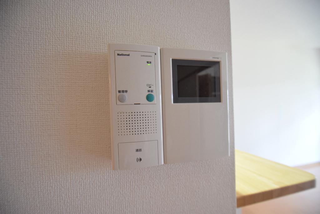 セキュリティ　カメラ付インターホン