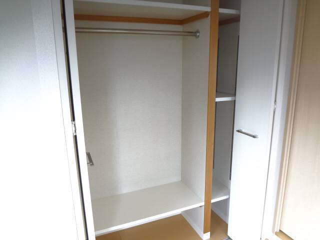 収納　クローゼット