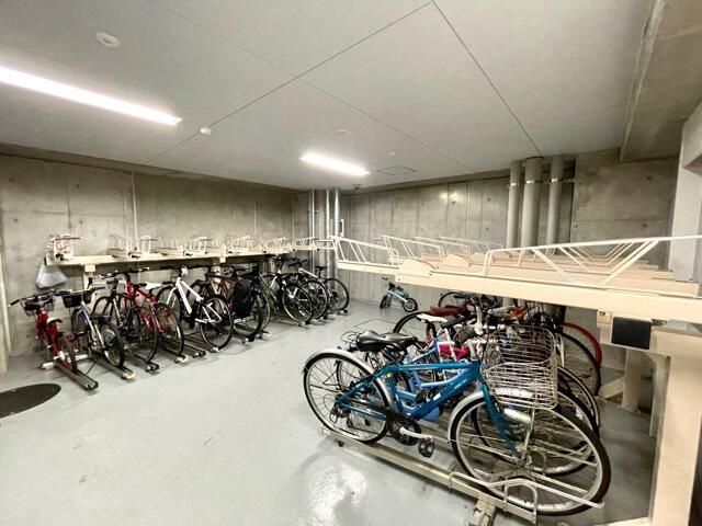 駐車場　駐輪場です