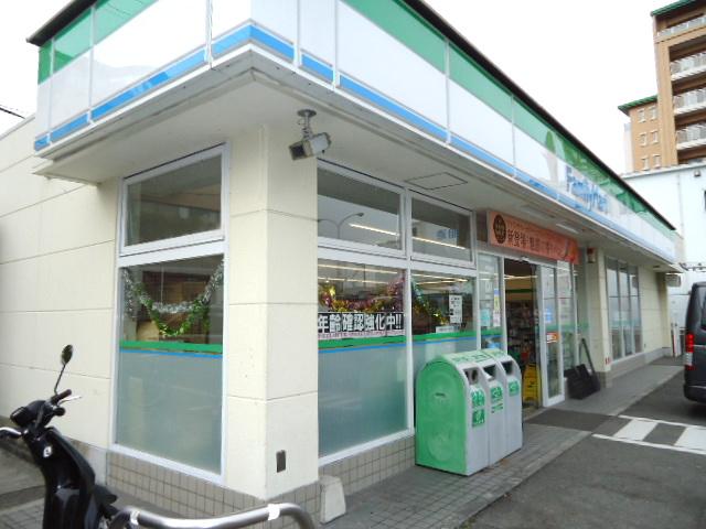 その他　ファミリーマート伏屋町三丁目店（その他）まで1424m