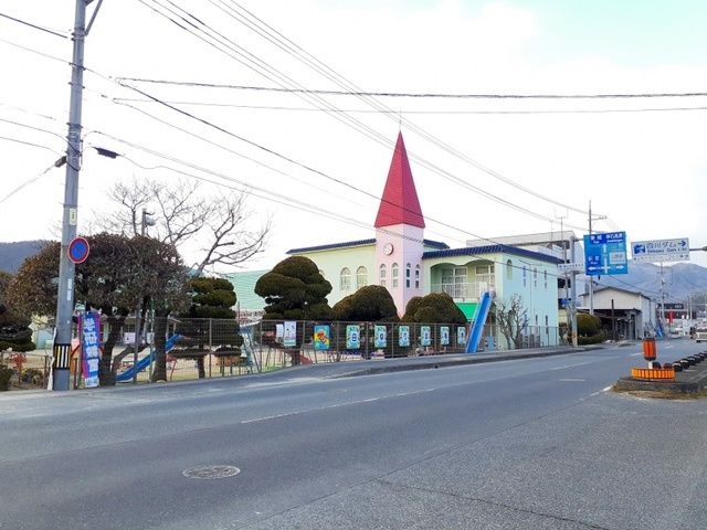 幼稚園・保育園　白ゆり幼稚園（幼稚園・保育園）まで700m