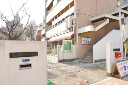 幼稚園・保育園　台東区立千束幼稚園（幼稚園・保育園）まで110m