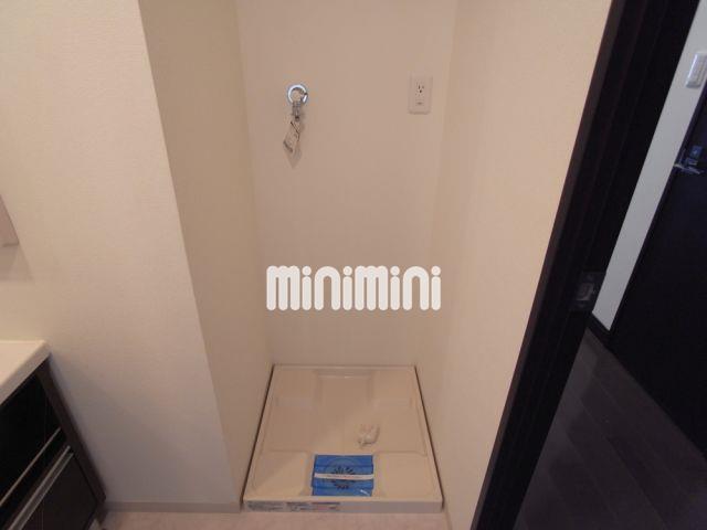 玄関　洗濯機置き場