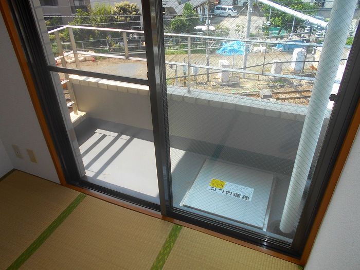 バルコニー　同物件別部屋参考写真です