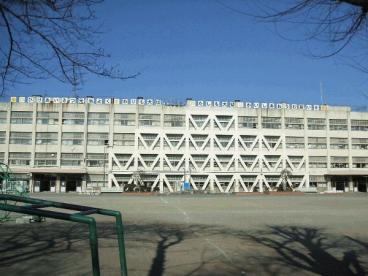 小学校　立川市立第六小学校（小学校）まで257m