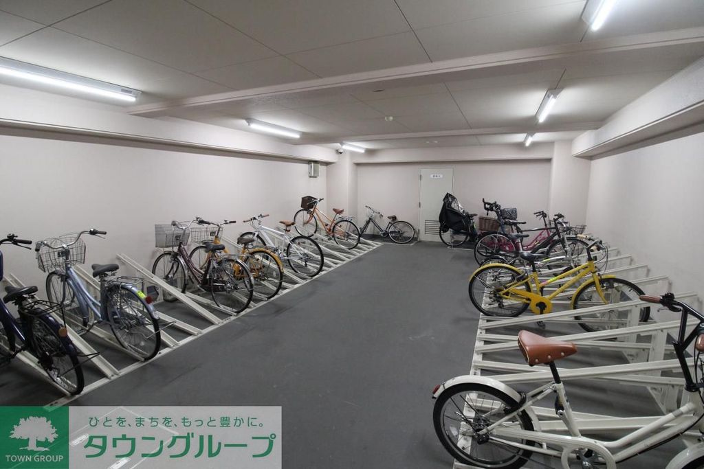 駐車場　駐輪場