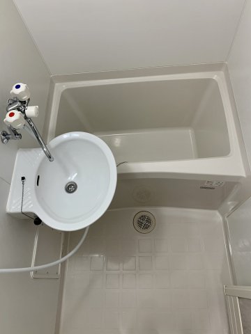 バス・シャワールーム　日々の疲れを癒すお風呂付です