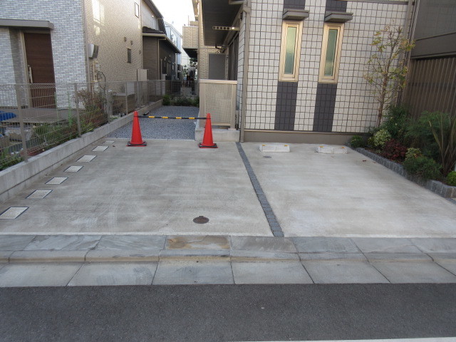 駐車場　★敷地内駐車場★※満車