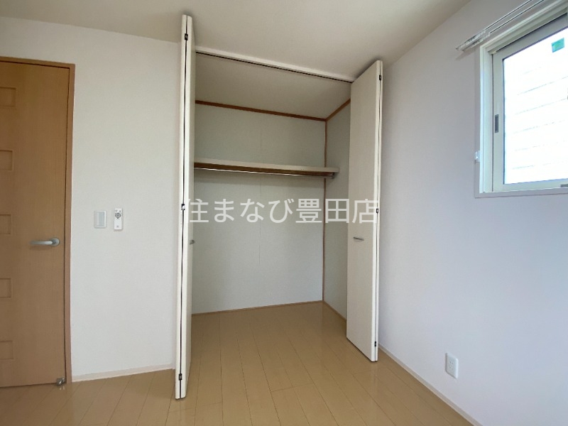 収納　同型タイプ