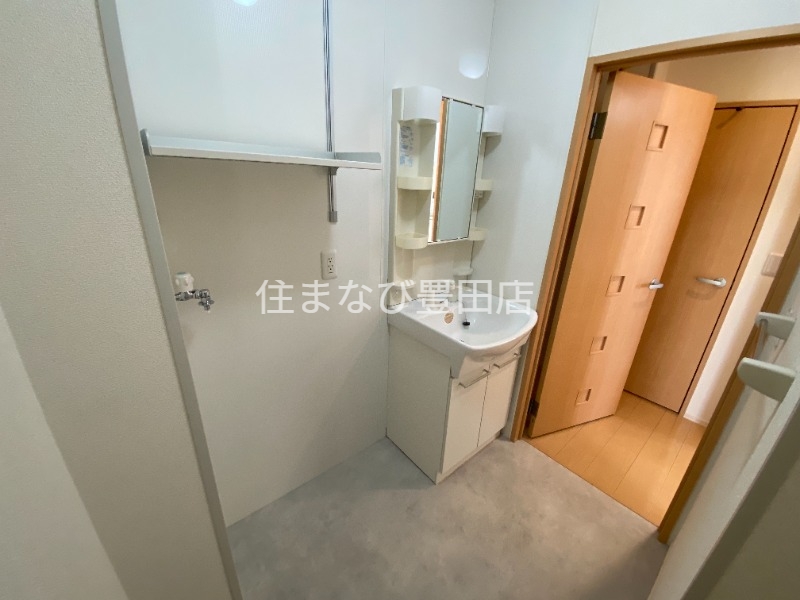 洗面設備　同型タイプ