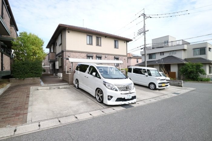 エントランス　同施工会社の写真です