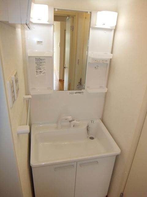 洗面設備　シャンプードレッサー