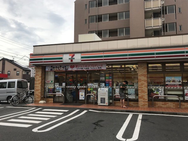 コンビニ　セブンイレブン大田区西糀谷１丁目店（コンビニ）まで92m