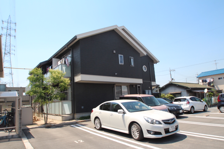 建物外観　Nスタイルホームにお任せ下さい♪