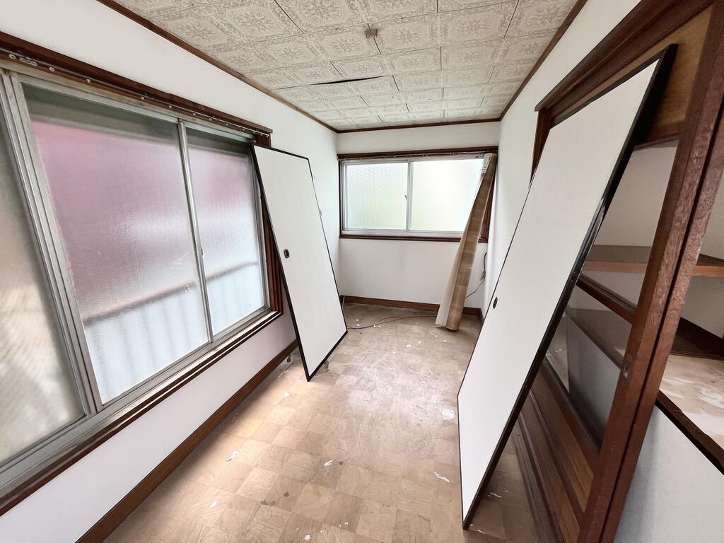 三角町貸家の内装写真