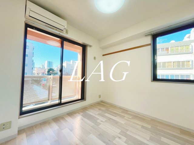 居室・リビング　洋室のお部屋です。
