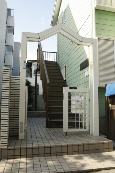 建物外観　エントランス