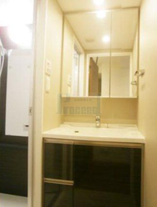 洗面設備　※別部屋参考写真※現況優先です