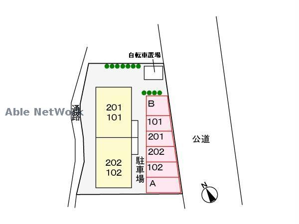 駐車場　駐車場