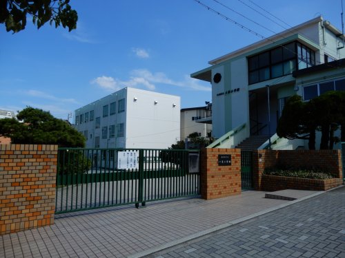 小学校　名古屋市立八事小学校（小学校）まで240m
