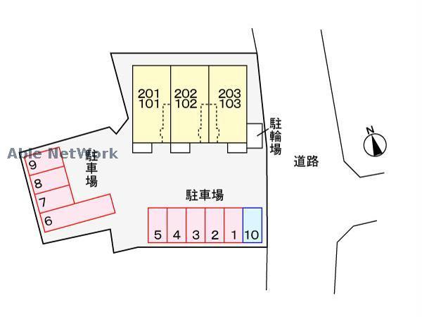駐車場　駐車場