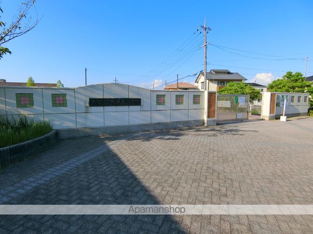 小学校　梅美台小学校（小学校）まで358m
