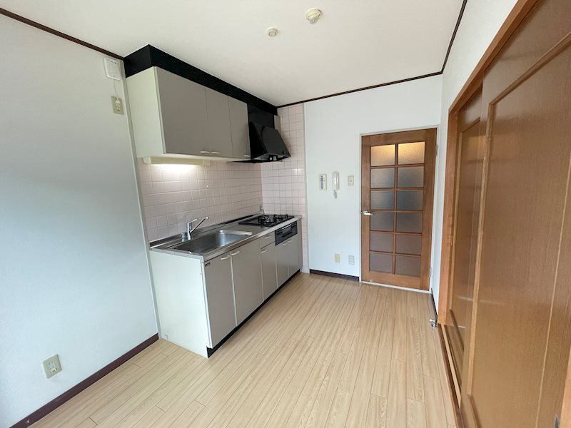 居室・リビング　※別部屋の写真です