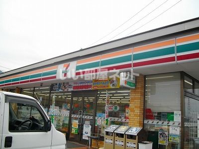 コンビニ　セブンイレブン 南岩国1丁目店（コンビニ）まで510m